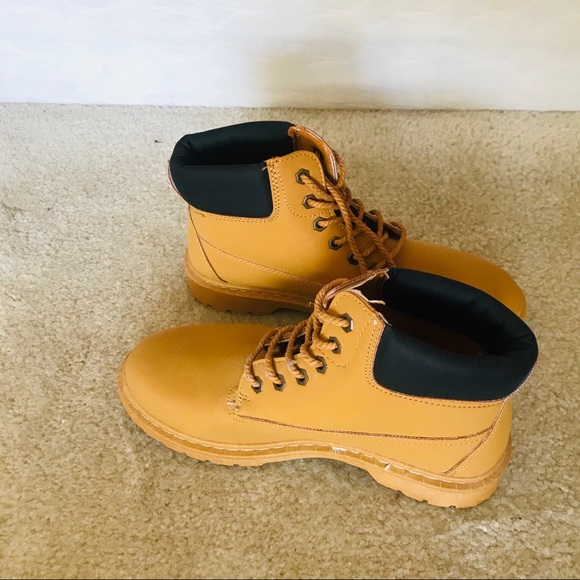 Chukka Boots - Picture 6 of 7